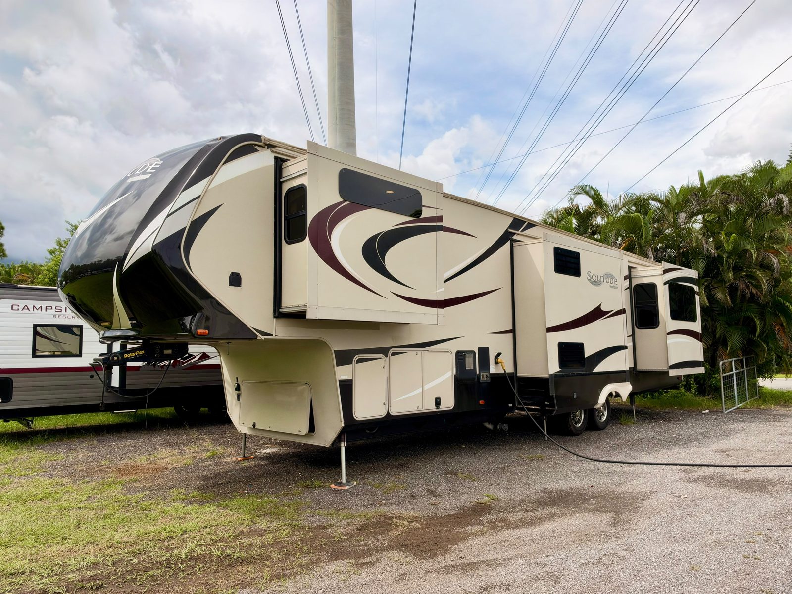2016 Grand Design Solitude
