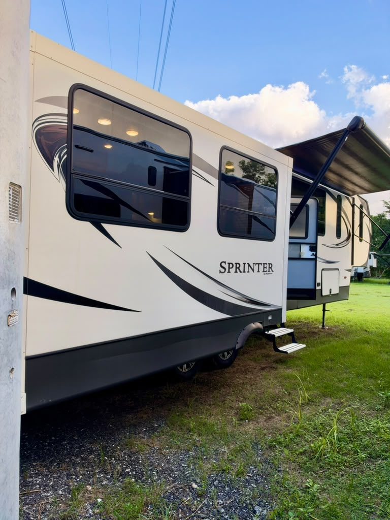 2018 Keystone Sprinter 357FWLFT foto 9