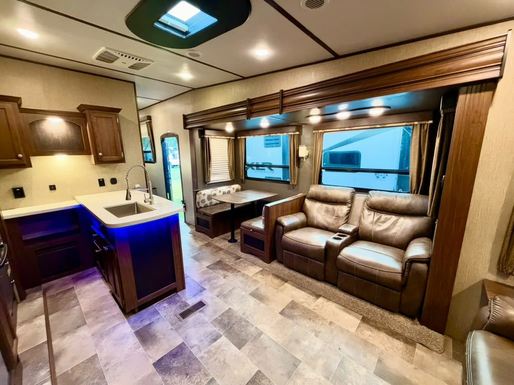 2018 Keystone Sprinter 357FWLFT foto 4